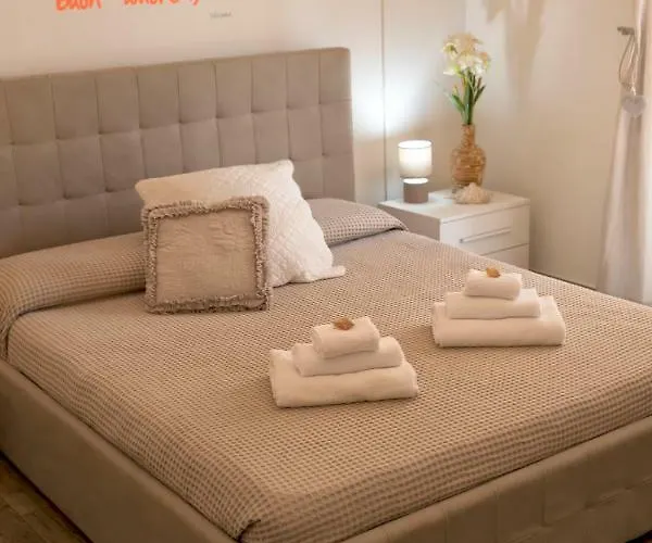 ゲストハウス B ＆ B ラルカ ディ ノエ